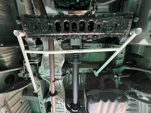 Toyota Hiace Gen 6 H300 Commuter 2019-present – Ultra Racing PH Store